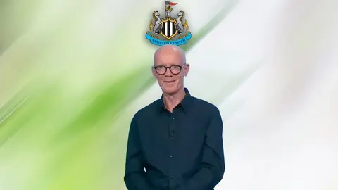 Dermot Gallagher delivers verdict on Arsenal vs Newcastle red card call