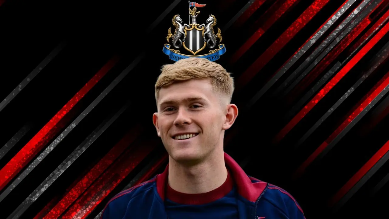 Manchester United have no interest in Lewis Hall - Report