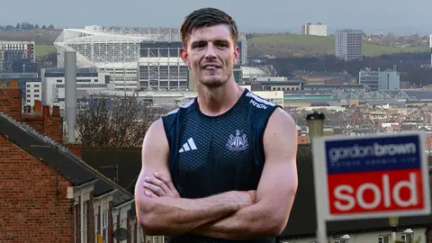 Newcastle could be stuck with Nick Pope - Report