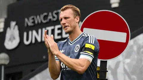 Dan Burn suffers ankle injury in training ahead of Newcastle vs Liverpool