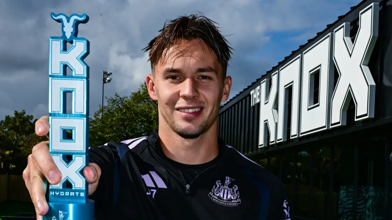 Amar Dedić wins Newcastle’s Player of the Month award